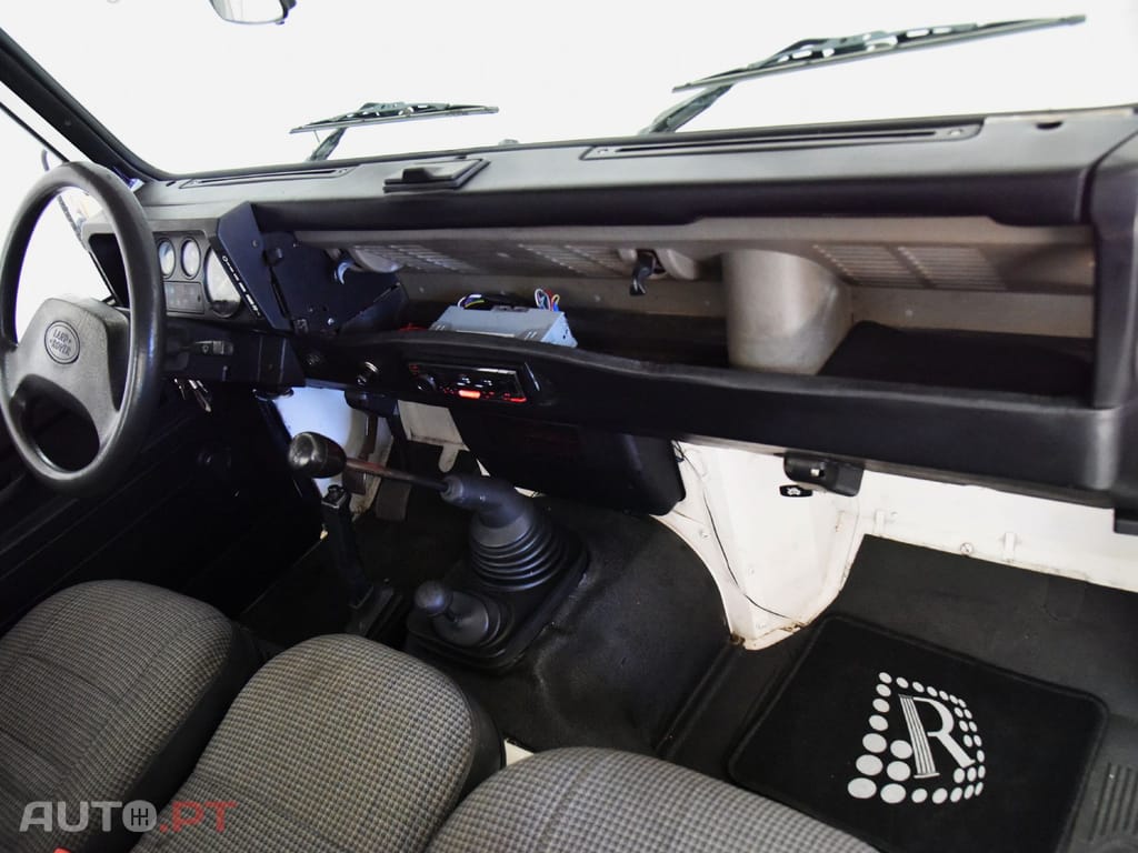 Land Rover Defender 110 PICK UP 2.5TDI 4x4