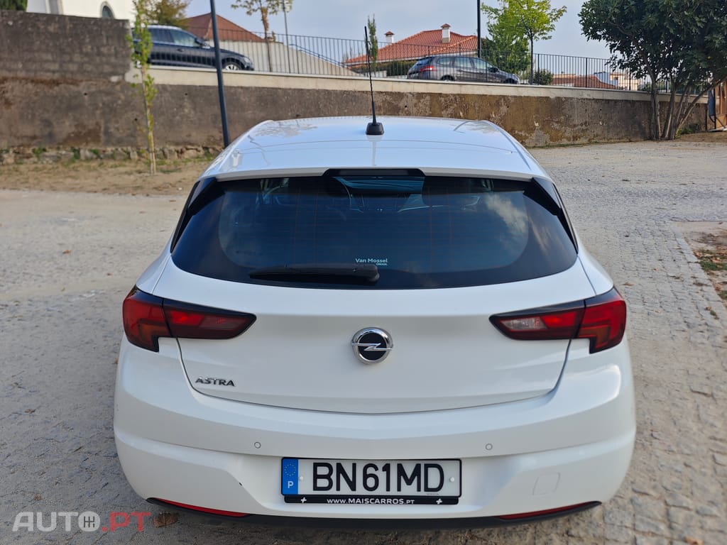 Opel Astra 1.5 D S&S Business Edition