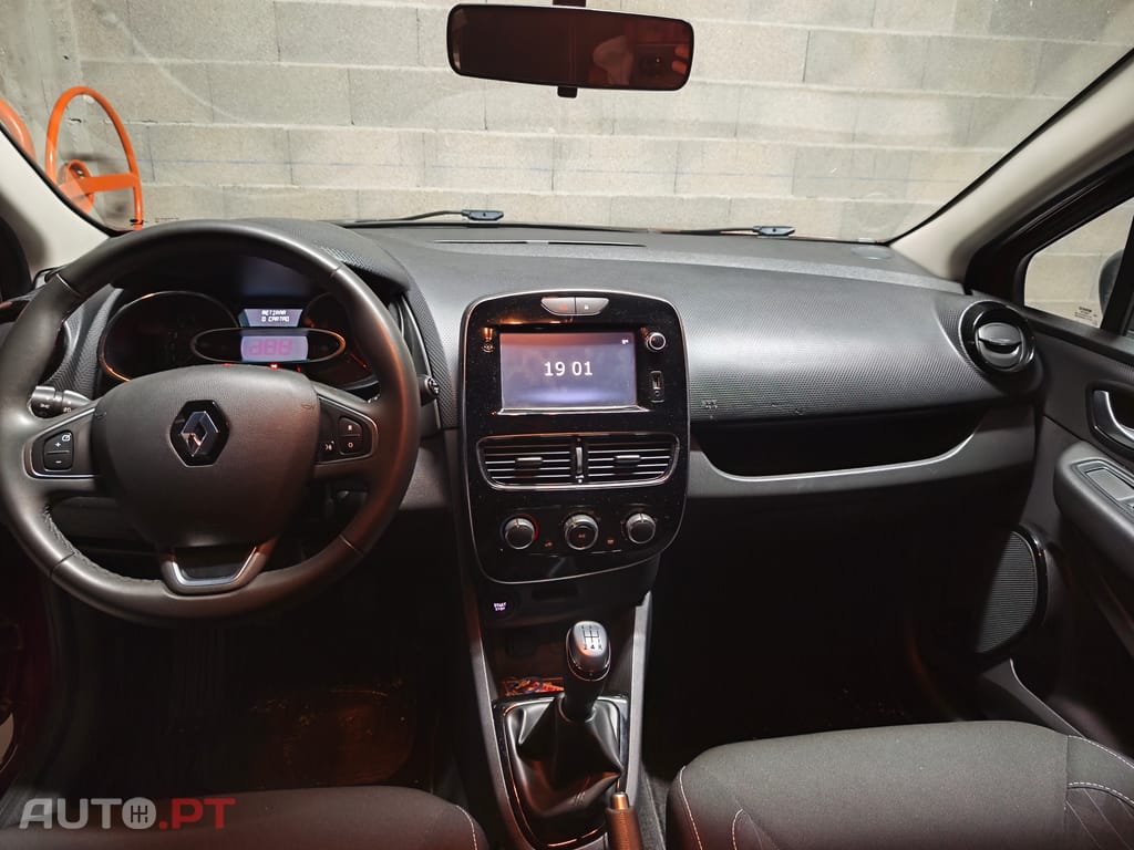 Renault Clio Sport Tourer Limited
