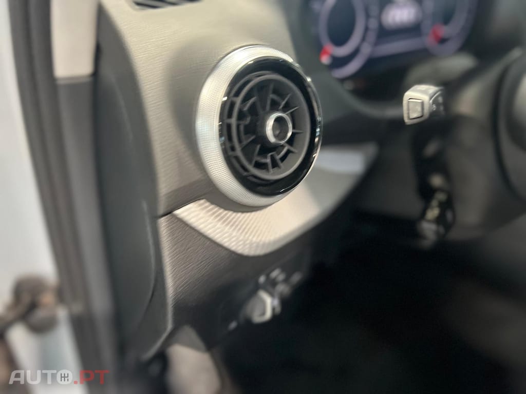 Audi Q2 30 TFSI Advanced