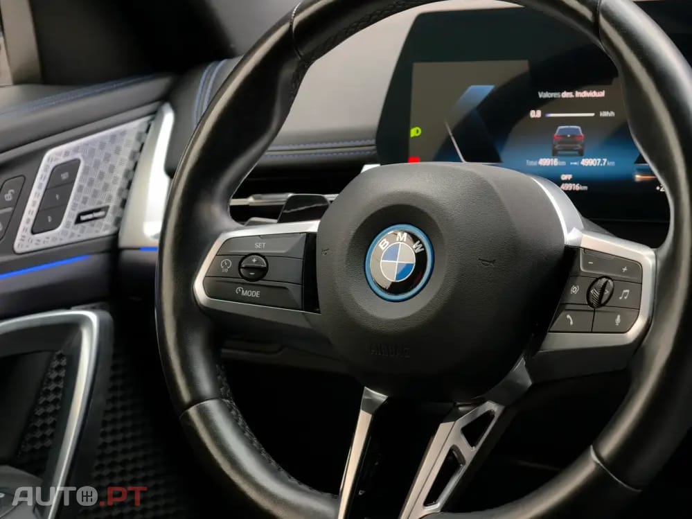 BMW iX1 xDrive30 Pack Desportivo M