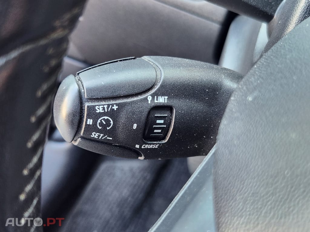 Peugeot 208 1.2 VTi Allure