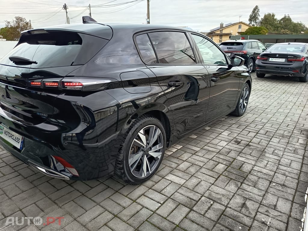 Peugeot 308 1.6 Hybrid Allure e-EAT8