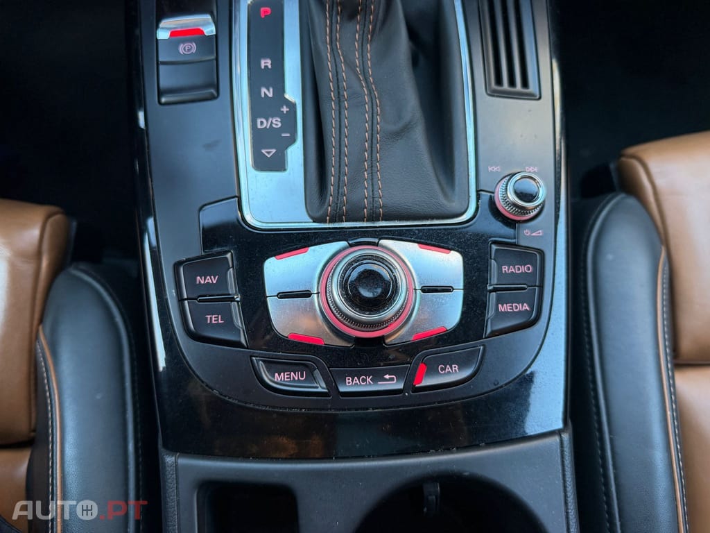 Audi A4 Avant 2.0 TDI SPORT S-TRONIC