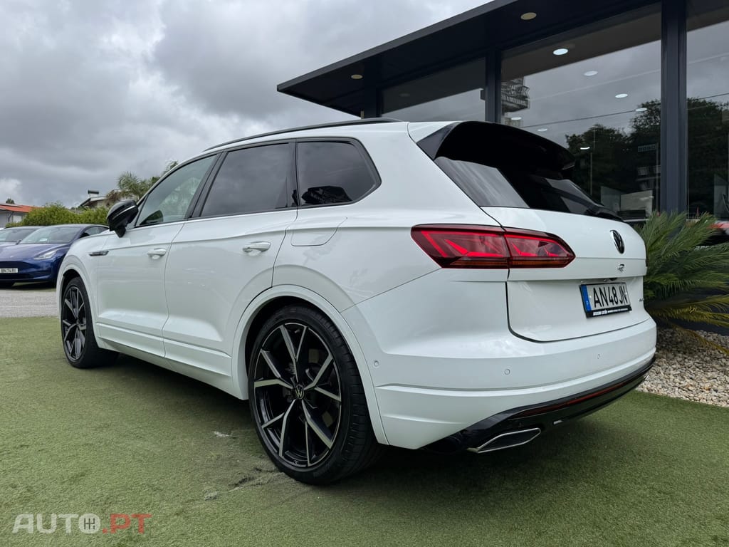 Volkswagen Touareg 3.0 TSI e-Hybrid R
