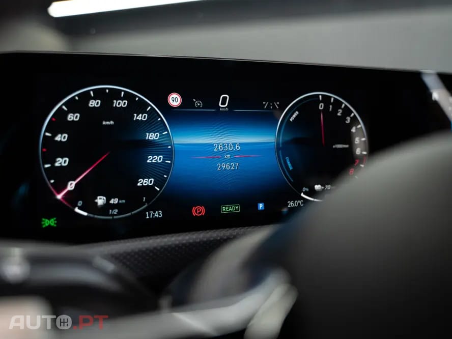 Mercedes-Benz CLA 250 e Shooting Brake AMG Line — fotografia 23