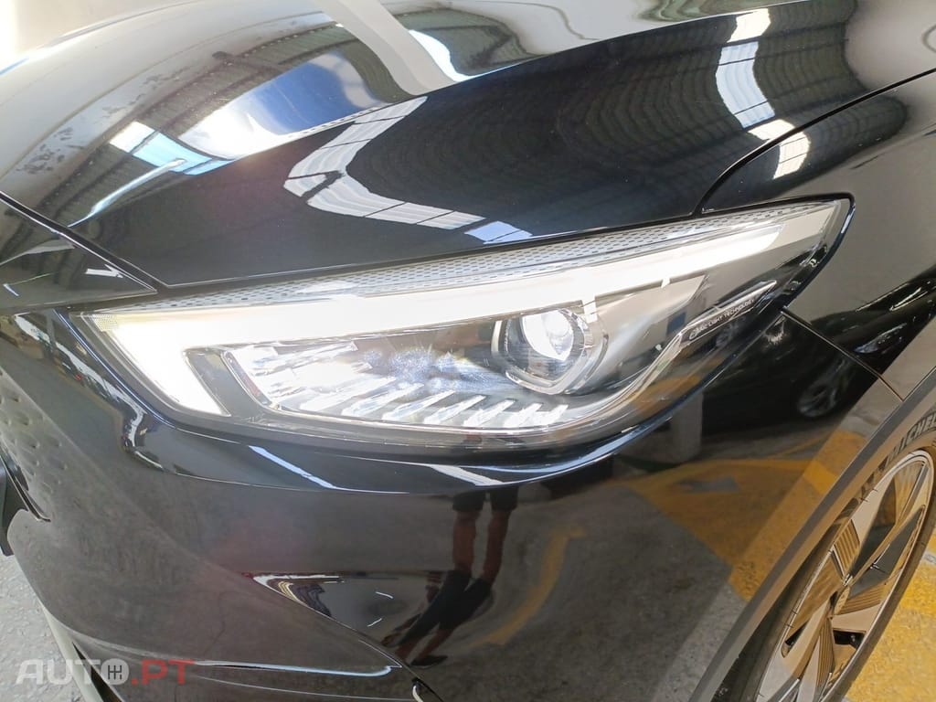 MG ZS EV 72.6 kWh Luxury