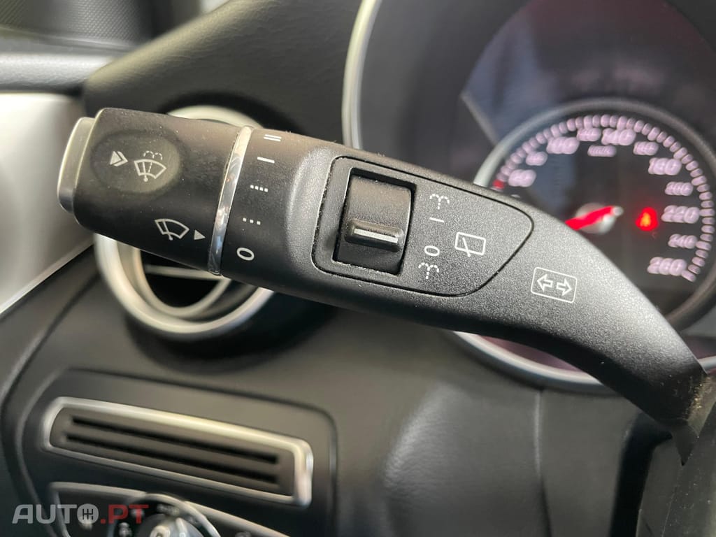 Mercedes-Benz GLC 220 d 4Matic 9G-TRONIC