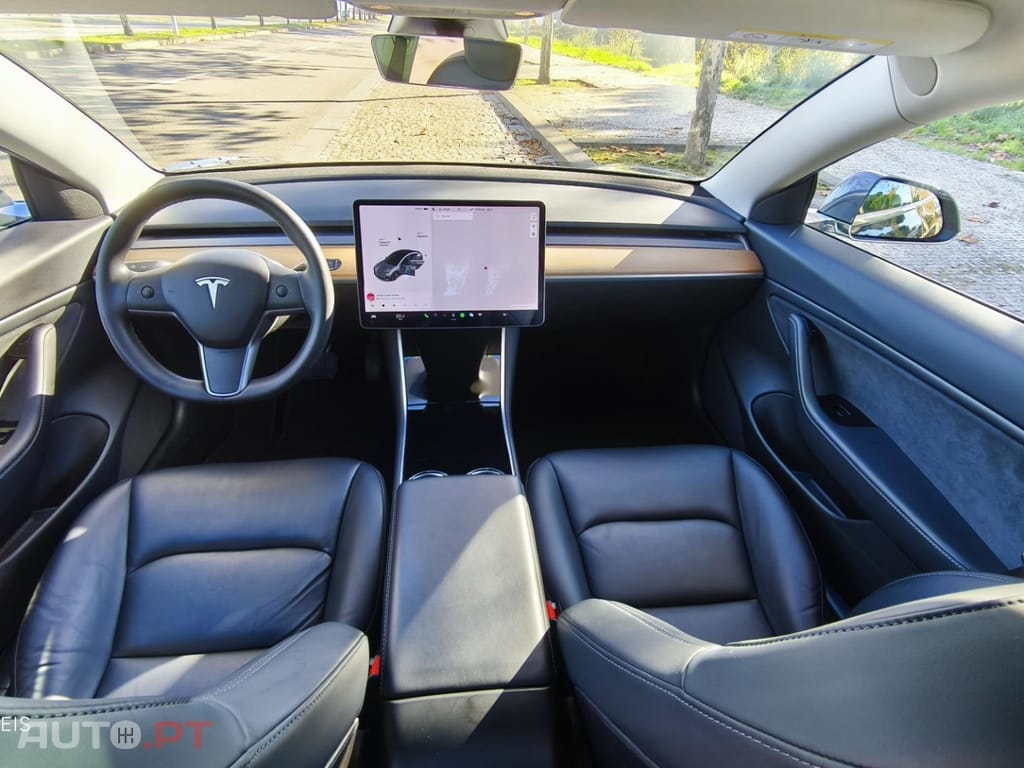 Tesla Model 3 Long Range AWD Dual Motor
