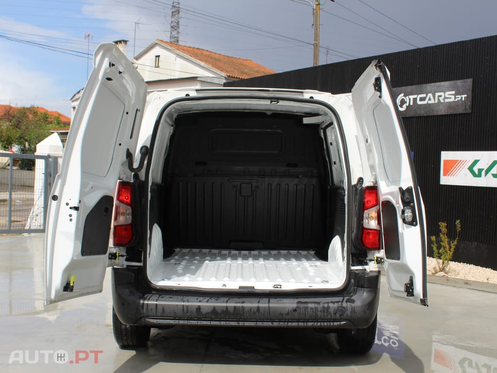 Peugeot Partner 1.5 BlueHDi Premium Standard