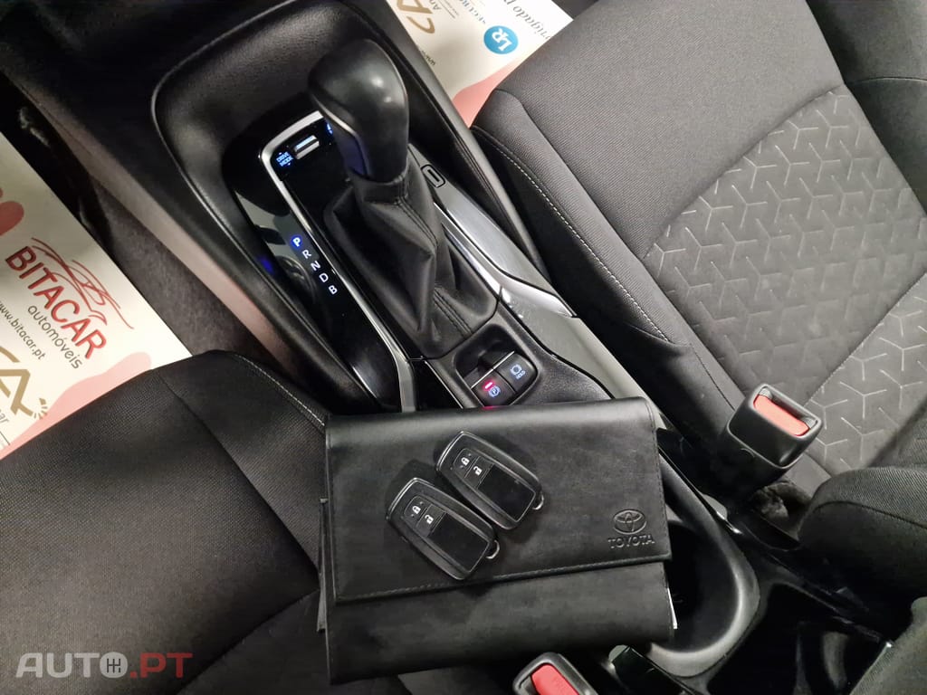 Toyota Corolla Touring Sports 1.8 Hybrid Comfort+P.Sport