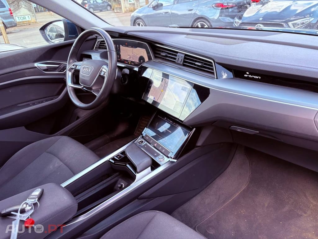 Audi E-Tron 50 quattro