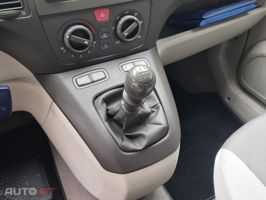 Fiat Idea 1.2 16V Active