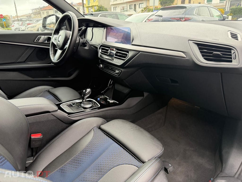 BMW 216 d Pack Desportivo M