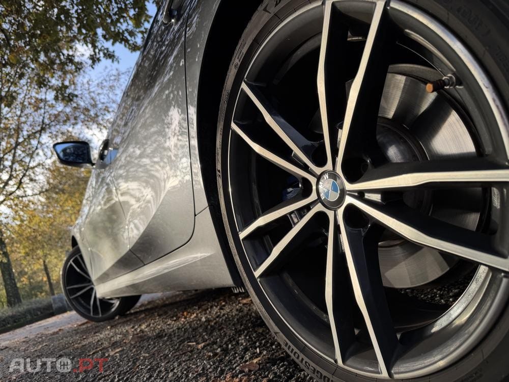 BMW 330 e Pack M Auto