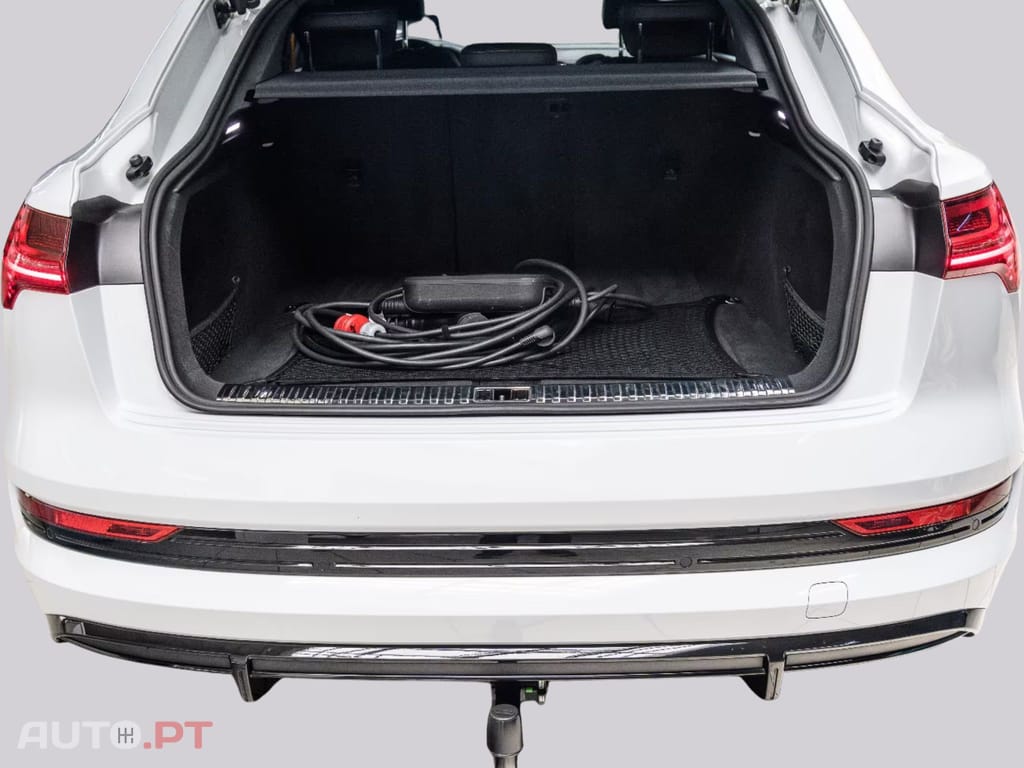 Audi E-Tron 55 quattro S Line I.V.A DEDUTIVEL 