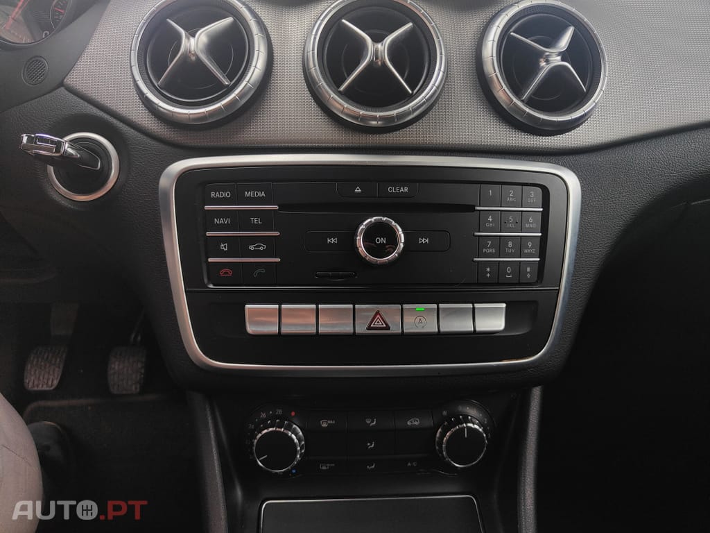 Mercedes-Benz CLA 180 d Urban