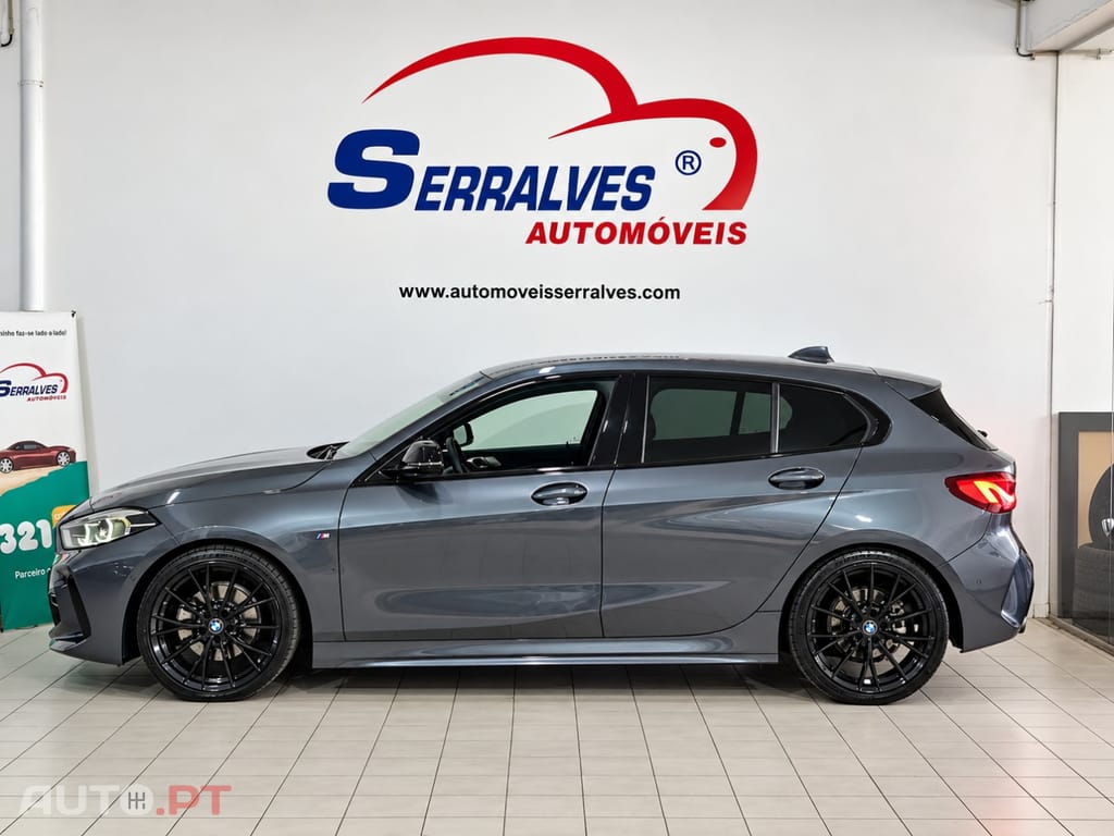 BMW 116 d Pack Desportivo M Auto