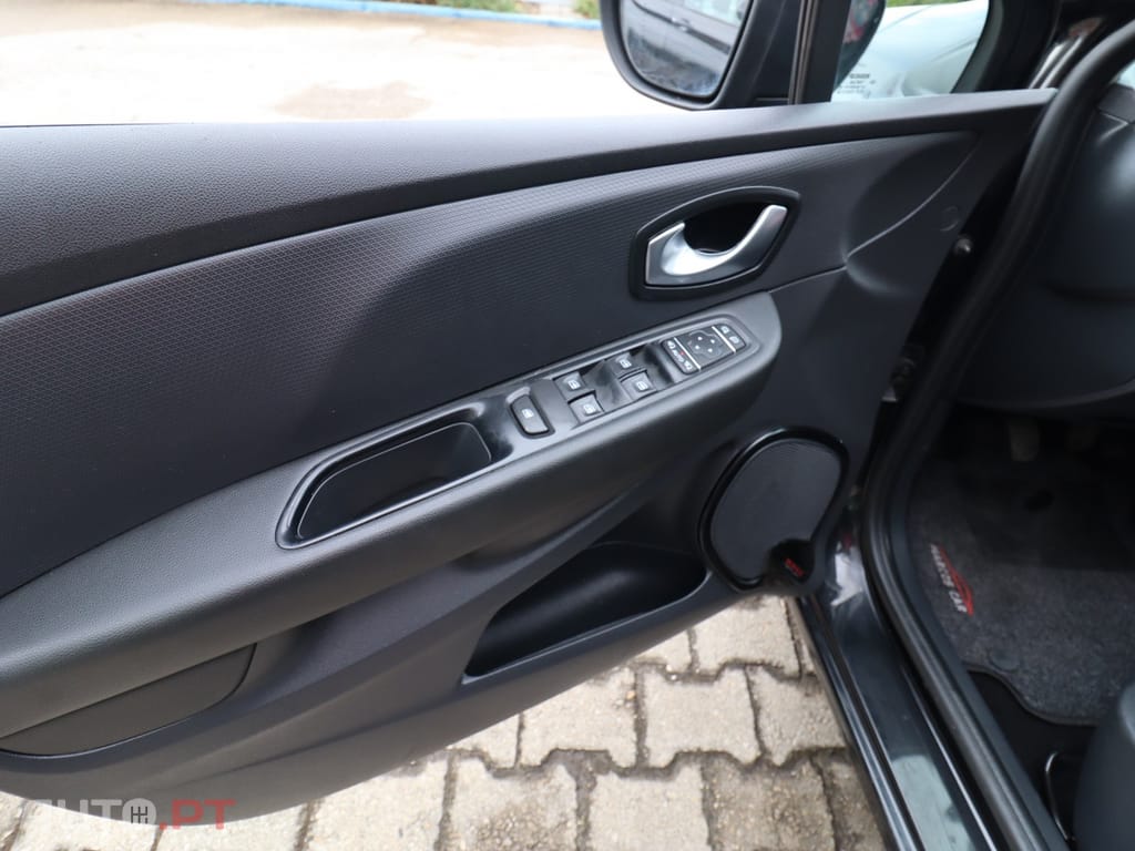 Renault Clio Sport Tourer 1.5 dCi Confort