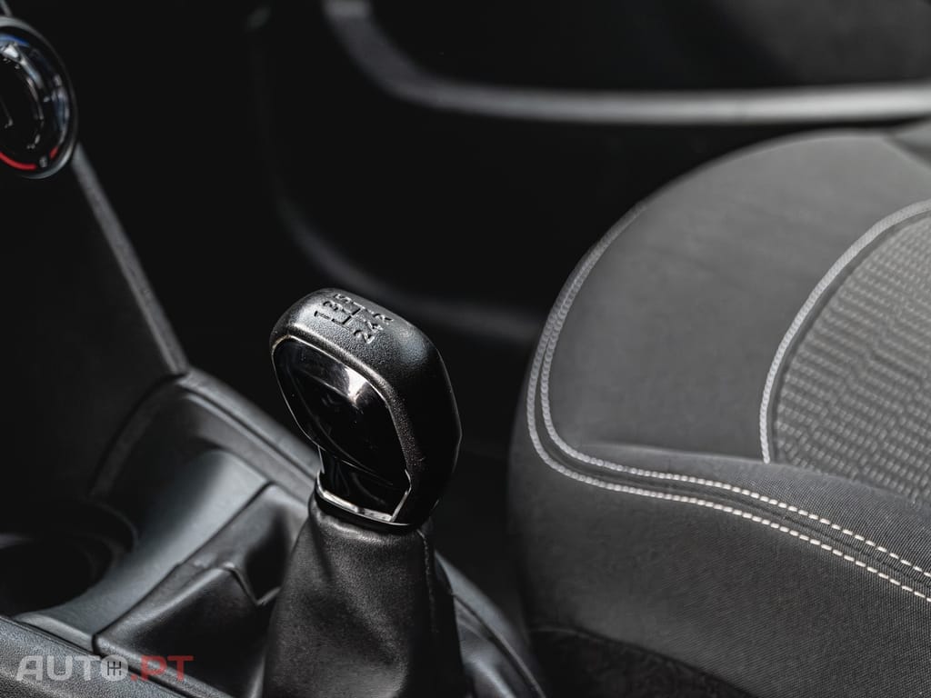 Peugeot 208 1.6 BlueHDi Style