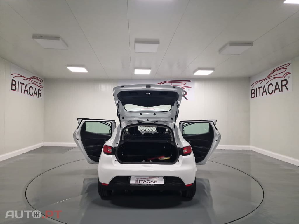 Renault Clio SOCIETE 1.5 DCI ZEN IVA DEDUTIVEL