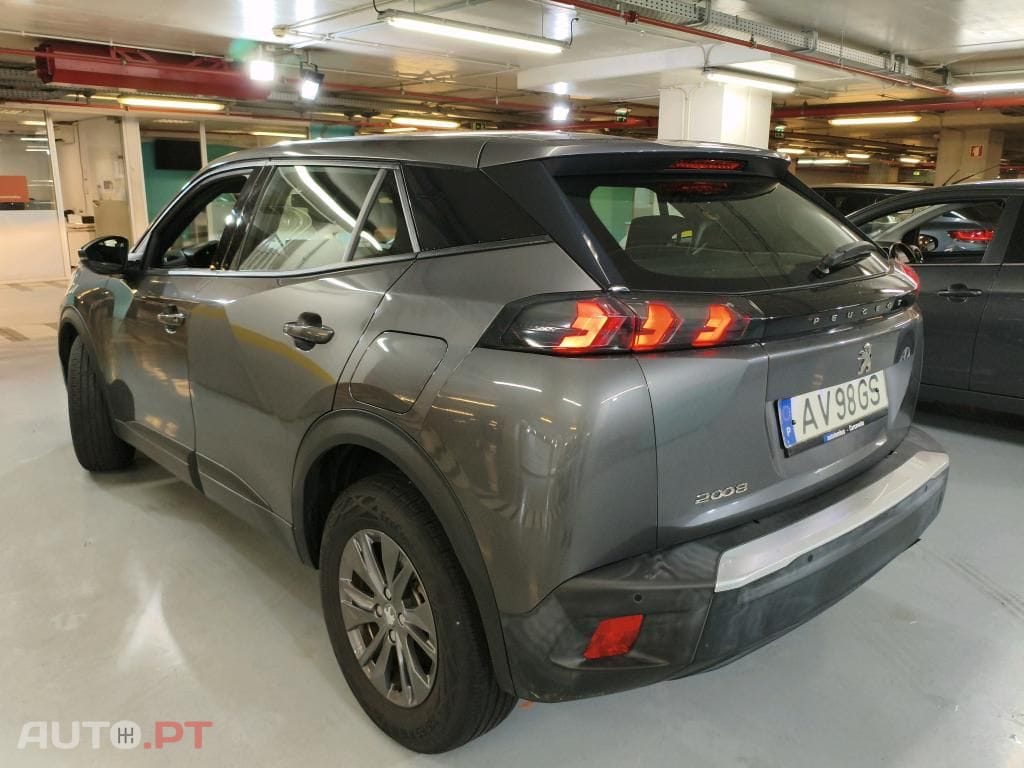 Peugeot 2008 1.2 PureTech Active Pack
