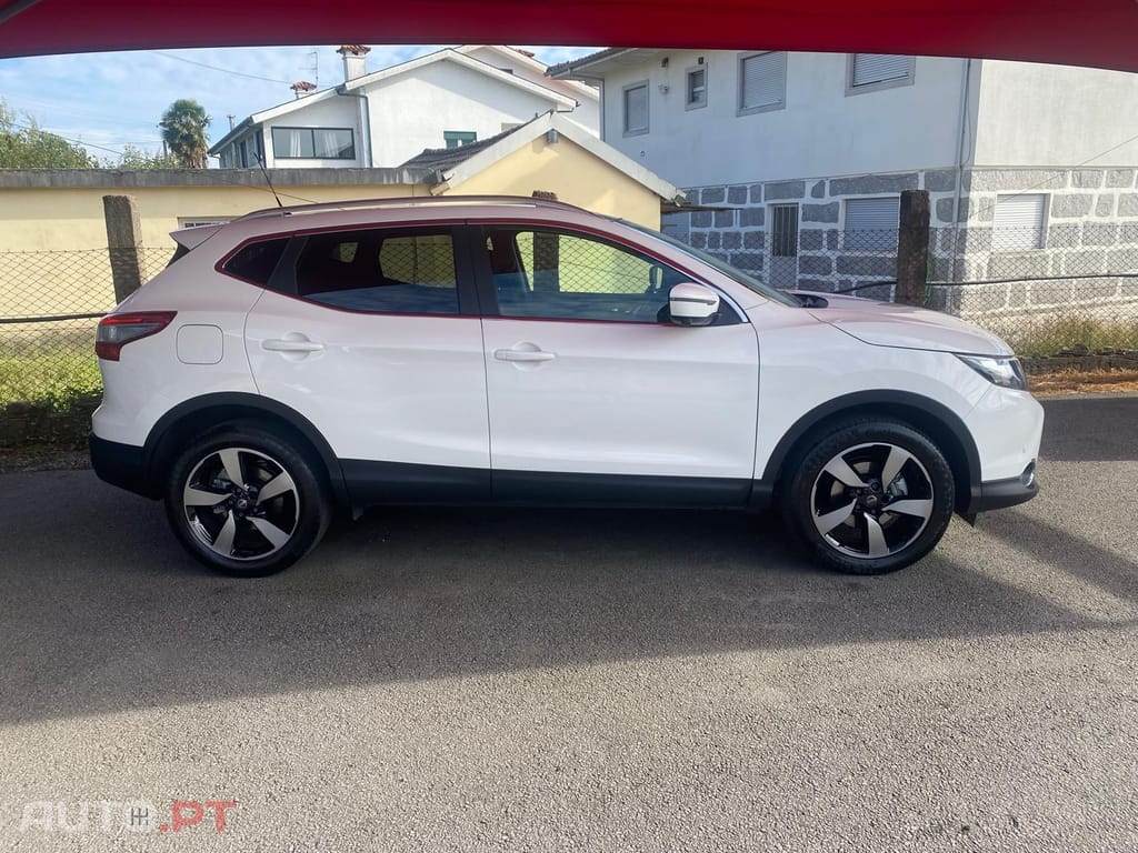 Nissan Qashqai 1.5 dCi Acenta Nissan Connect