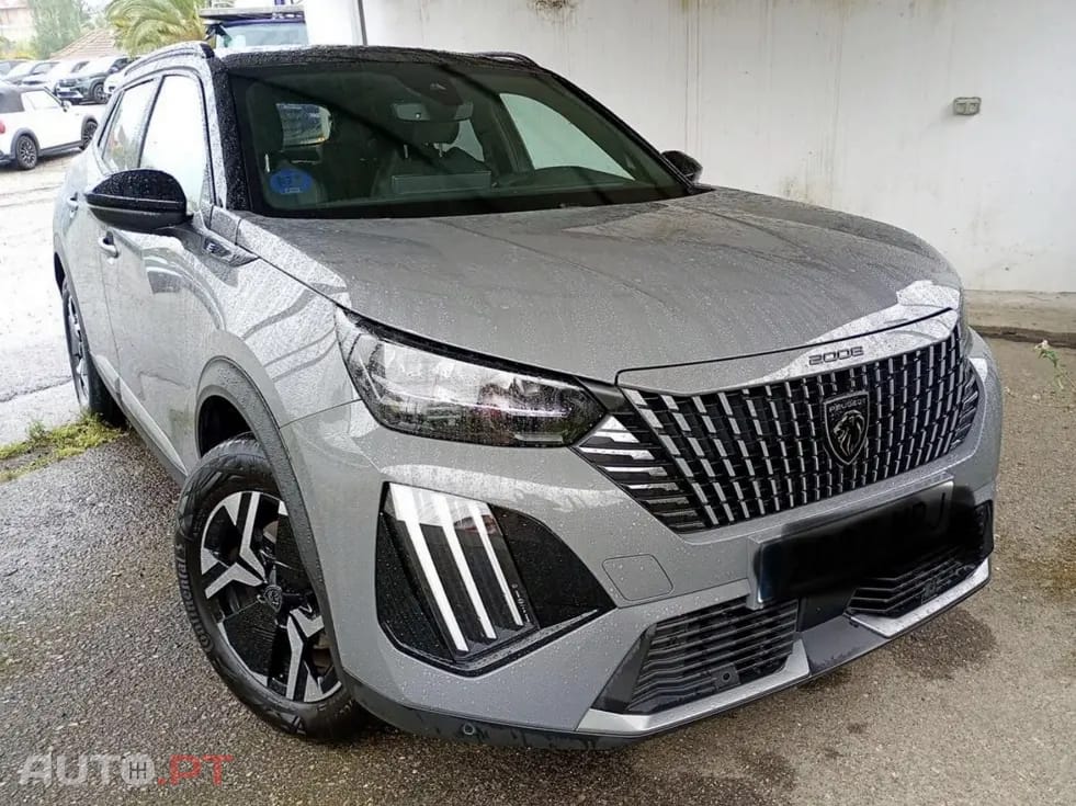 Peugeot E-2008 50 kWh GT
