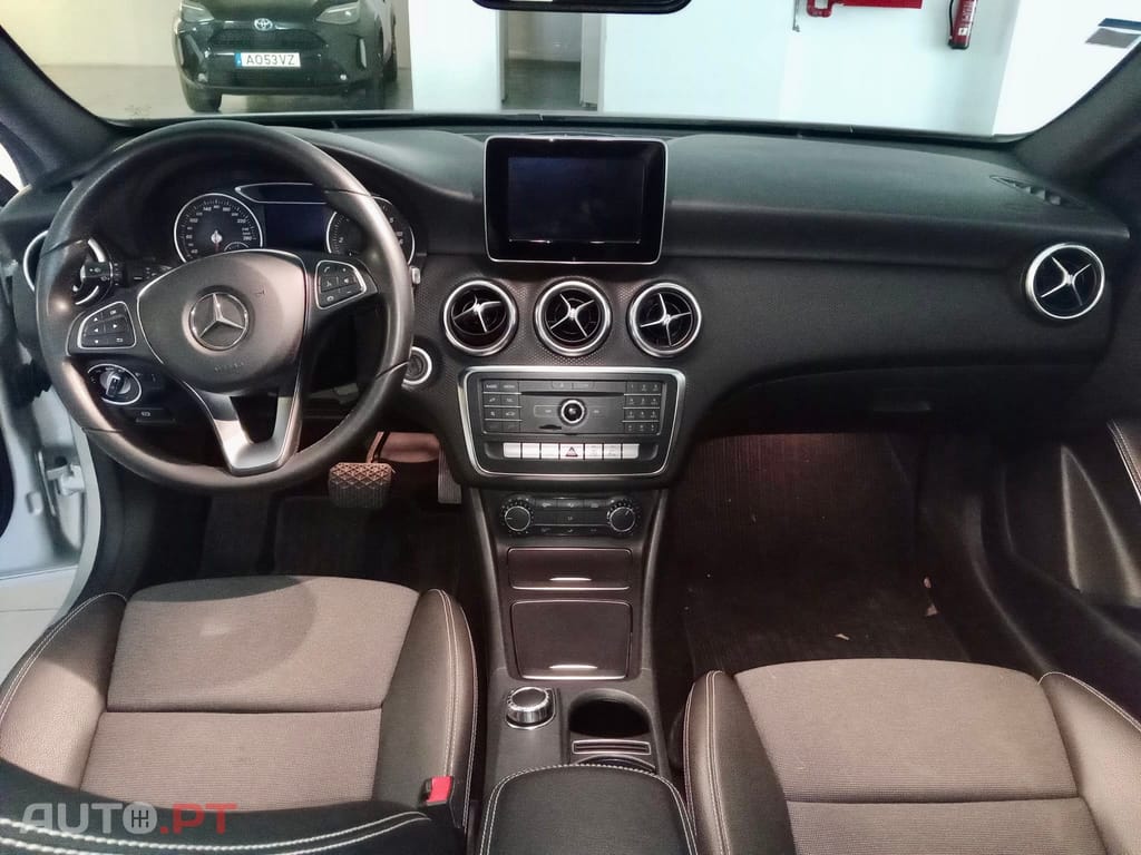 Mercedes-Benz A 160 LIMOUSINE
