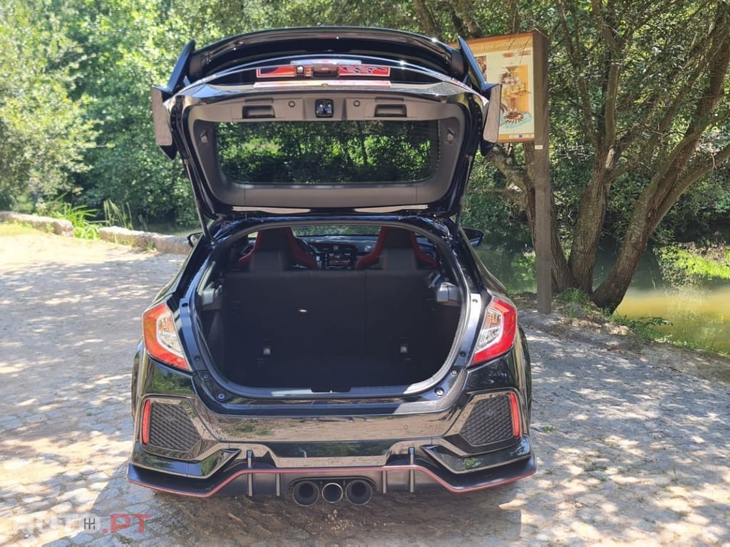 Honda Civic 2.0 i-VTEC Type-R