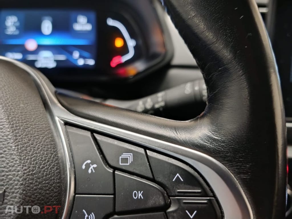 Renault Captur 1.0 TCe Intense 