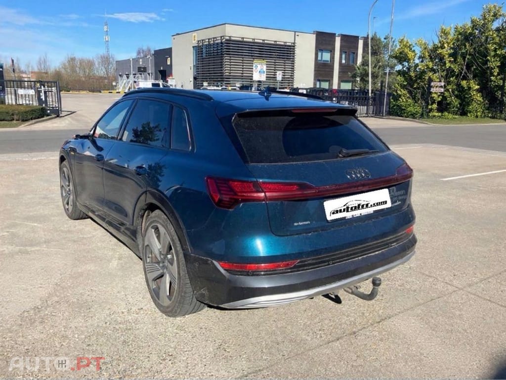 Audi E-Tron 55 quattro Advanced