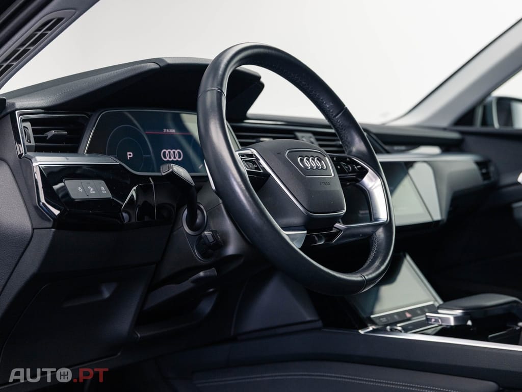 Audi E-Tron 50 quattro