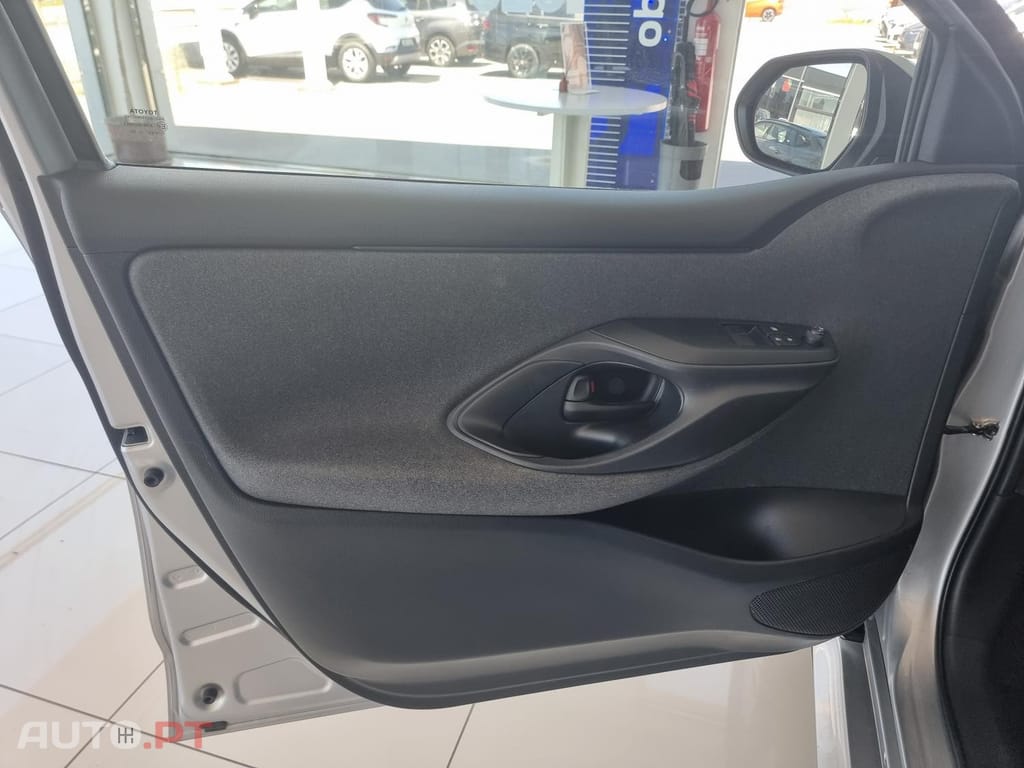 Toyota Yaris 1.0 VVT-I Comfort