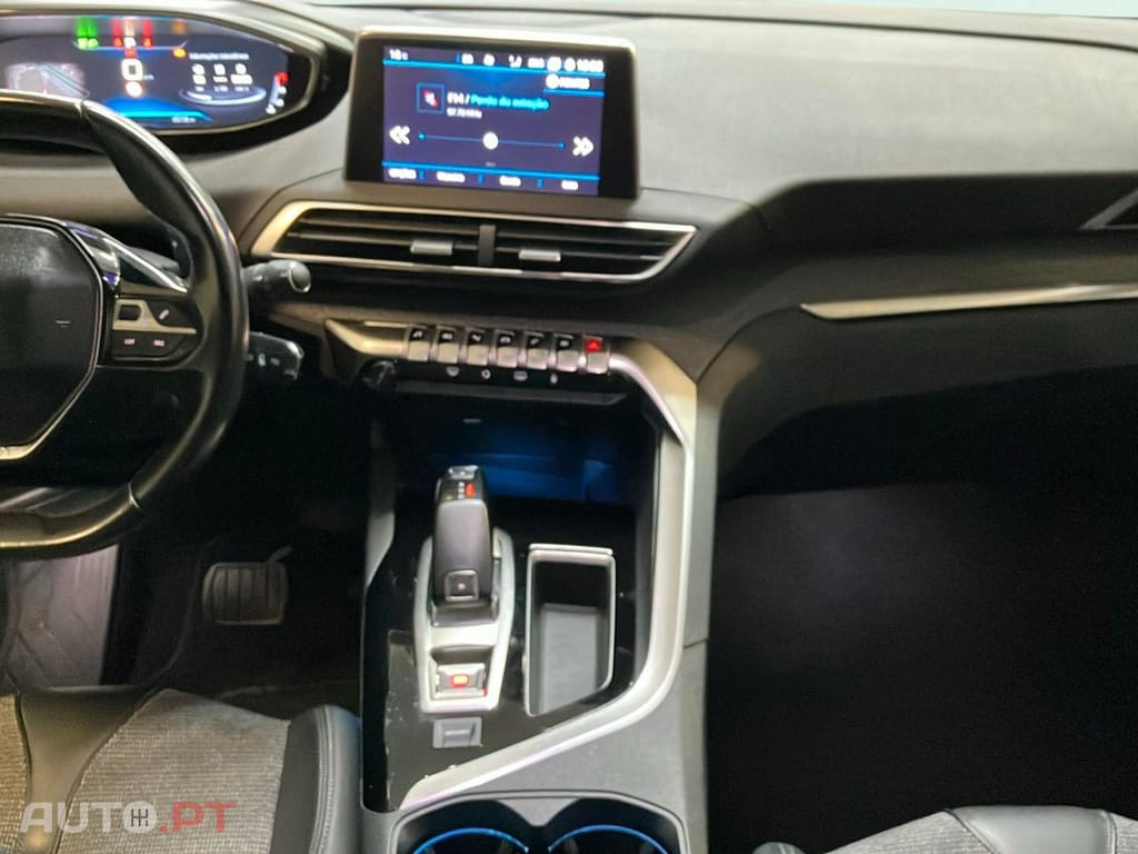 Peugeot 3008 1.5 BlueHDi Allure EAT8