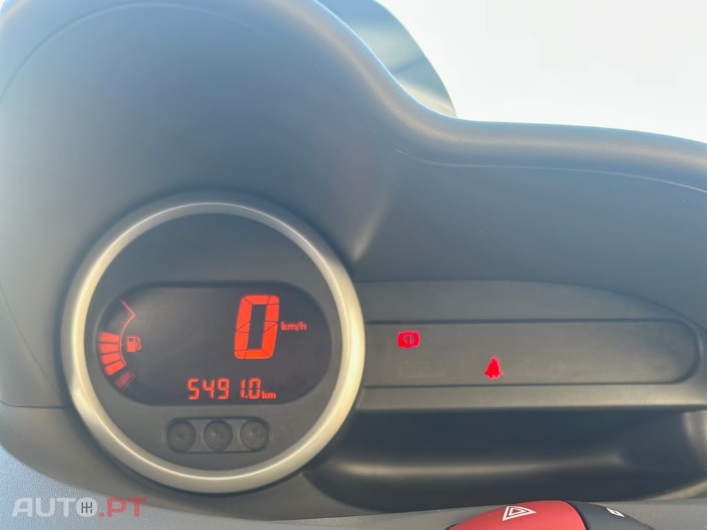 Renault Twingo 1.2 LEV 16V 75