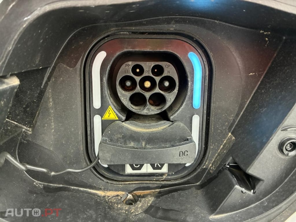 MG MG4 51 kWh Standard