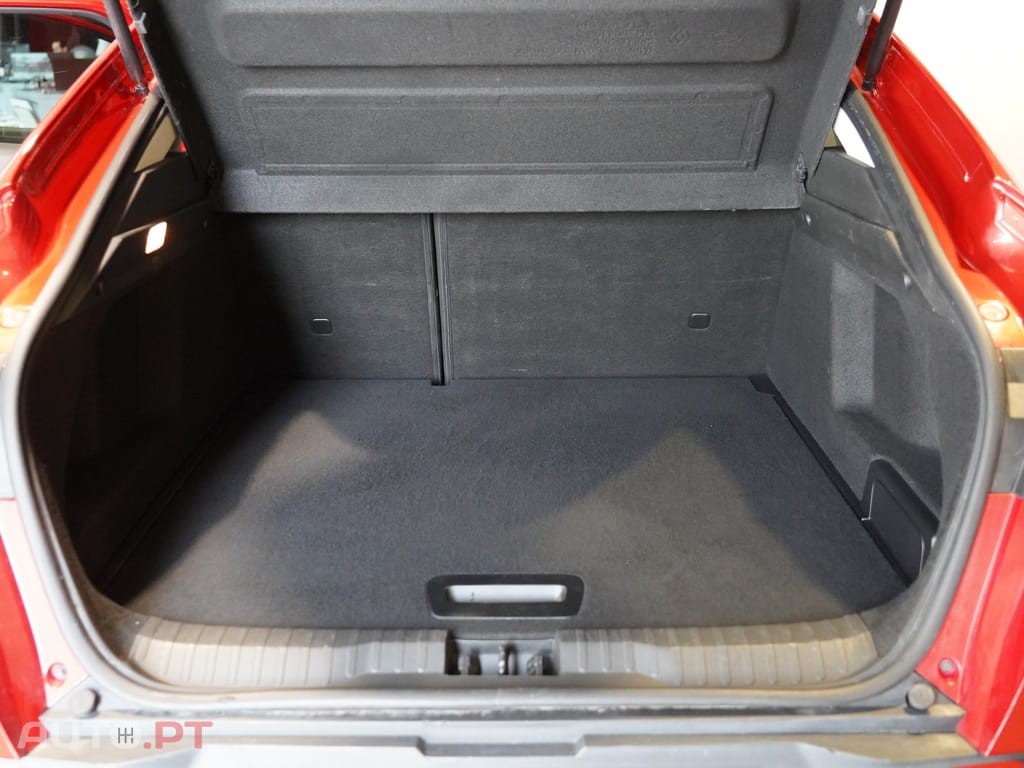 Renault Arkana 1.6 E-Tech Business