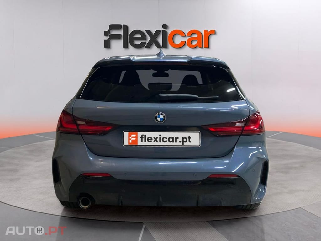 BMW 118 i Pack Desportivo M Auto