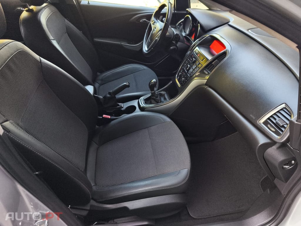Opel Astra 1.7 CDTi Selection Business