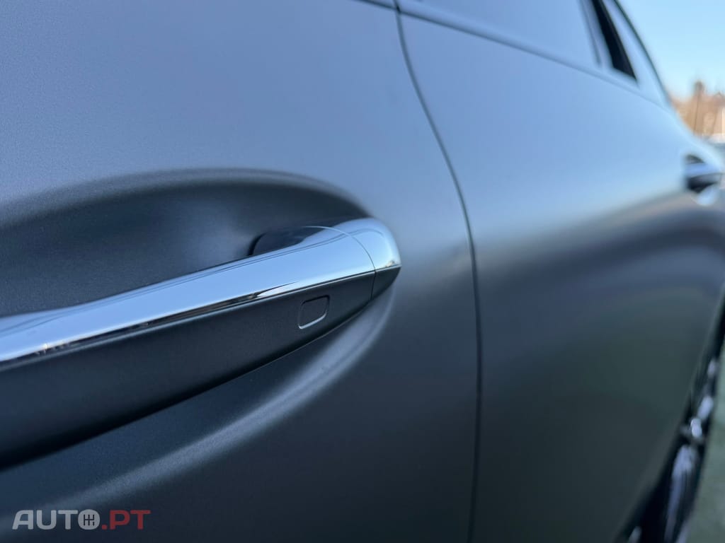 Mercedes-Benz CLA 250 e Shooting Brake AMG Line