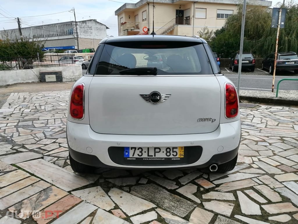 MINI Countryman One D
