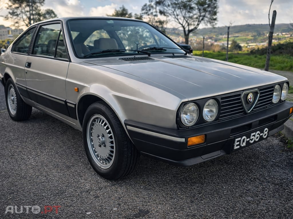 Alfa Romeo Sprint Veloce 1.3