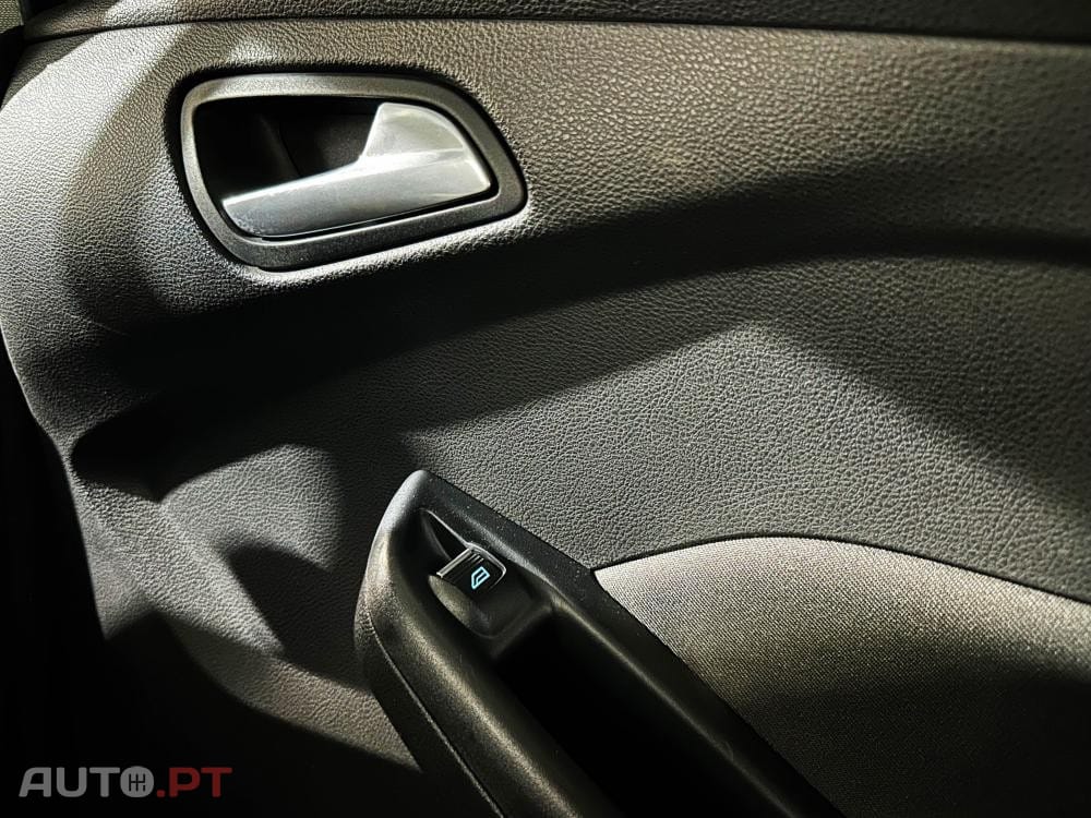 Ford Focus 1.5 EcoBlue S&S Aut. TITANIUM DESIGN