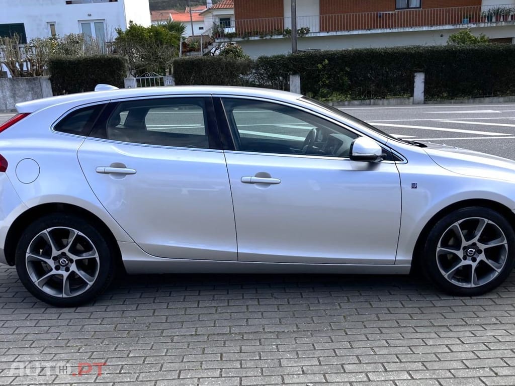 Volvo V40 D2 Ocean Race