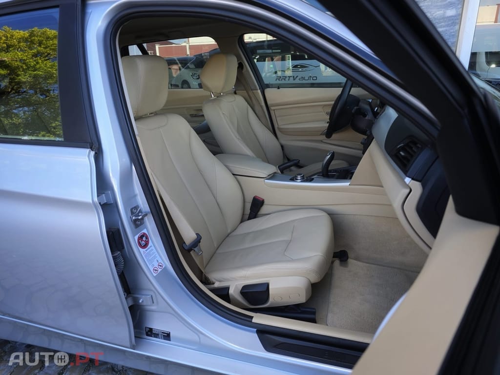 BMW 320 d Touring Aut.