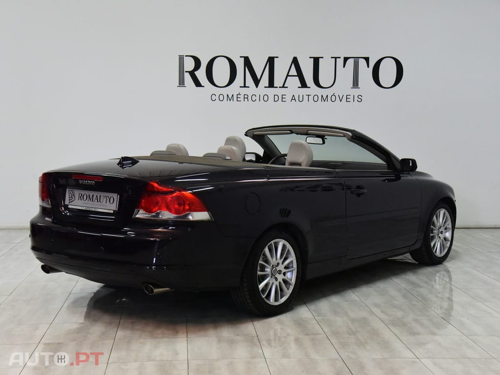 Volvo C70 2.4 D5 Momentum Geartronic