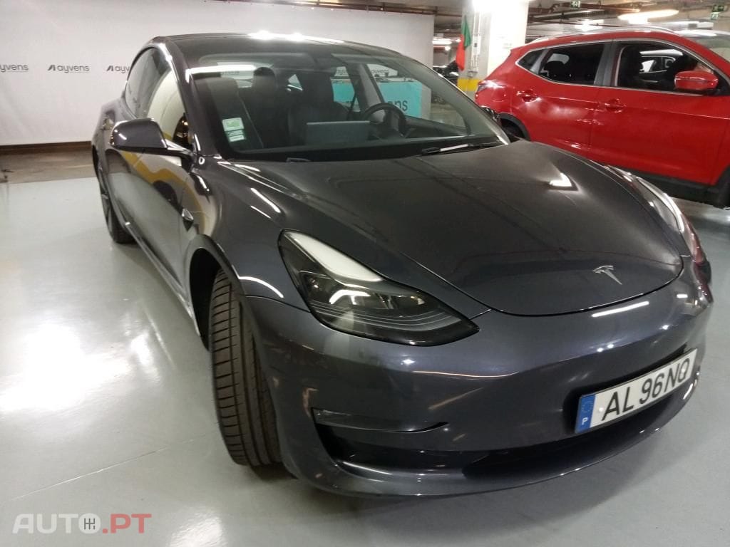 Tesla Model 3 Long-Range Dual Motor AWD