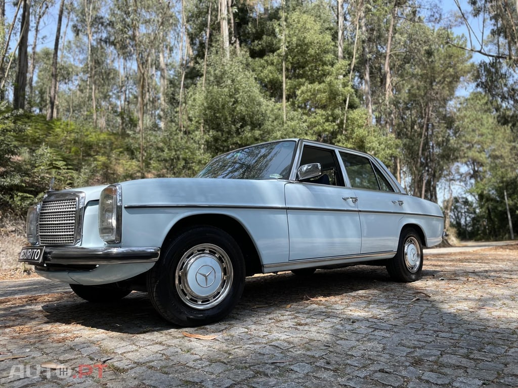 Mercedes-Benz 240 D 3.0