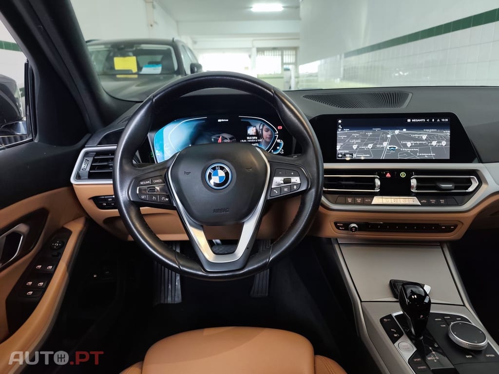 BMW 330 e Corporate Edition Auto